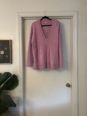 Show Me Your MuMu Lavender Fuzzy V-Neck Sweater
